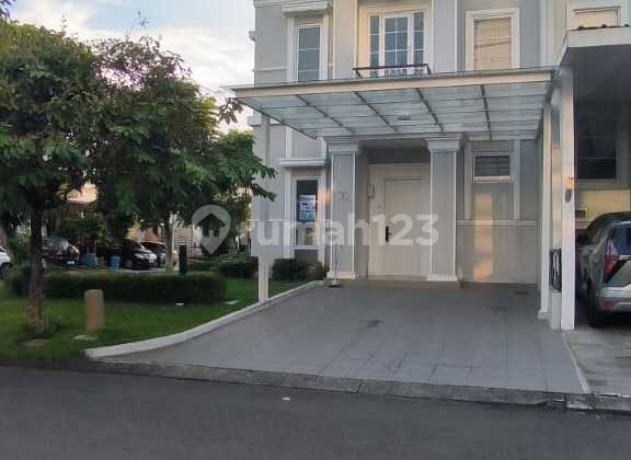 For Sale: Alicante Cluster Hook House in the Strategic Area of Gading Serpong 1