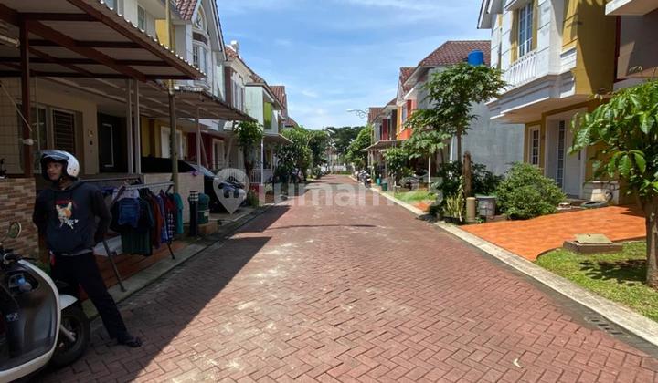 For Rent at an Affordable Price, Malibu Village House in the Strategic Area of Gading Serpong 2