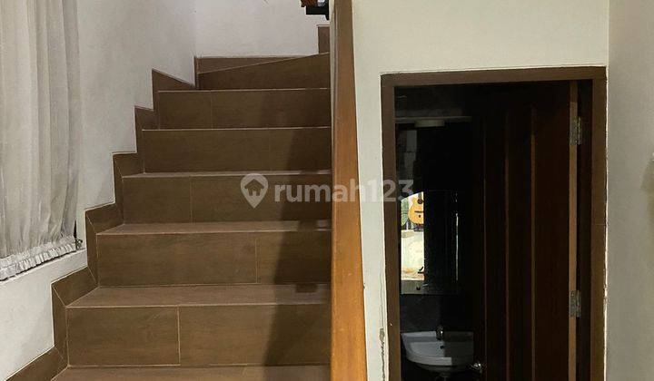 Dijual Rumah Condet Dalam Townhouse 2Lt Furnished 2