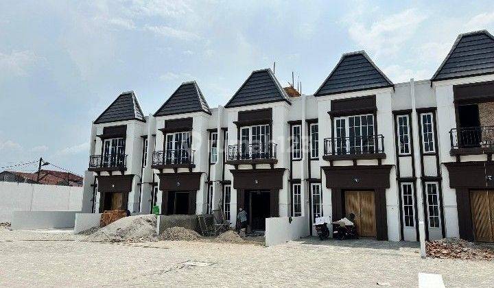 Dijual Rumah Baru komplek Kempinski Business District jln Seksama / Nawi Harahap - Juanda Medan  1