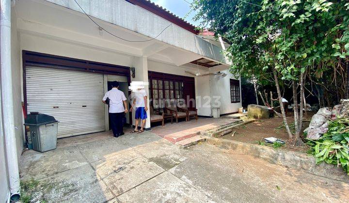 Rumah Luas, Nyaman. Lokasi Strategis, Aman, Tidak Banjir, SHM 1