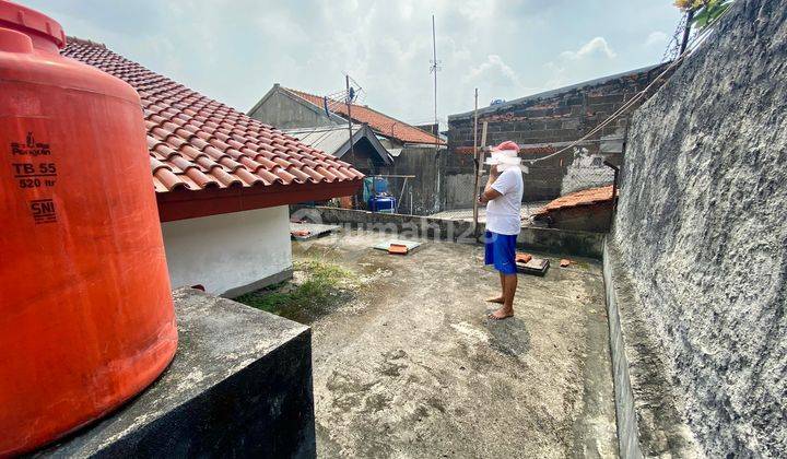 Rumah Luas, Nyaman. Lokasi Strategis, Aman, Tidak Banjir, SHM 12