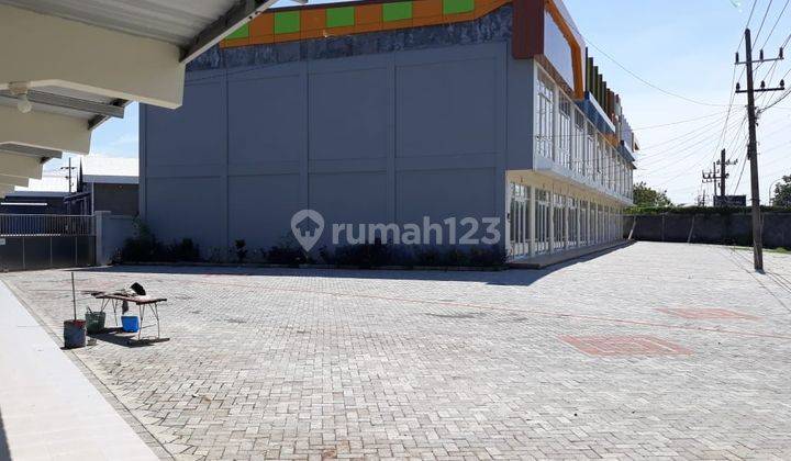Ruko di Jl. Raya Kepatihan - Gresik, Gresik 180 m Baru SHM 3