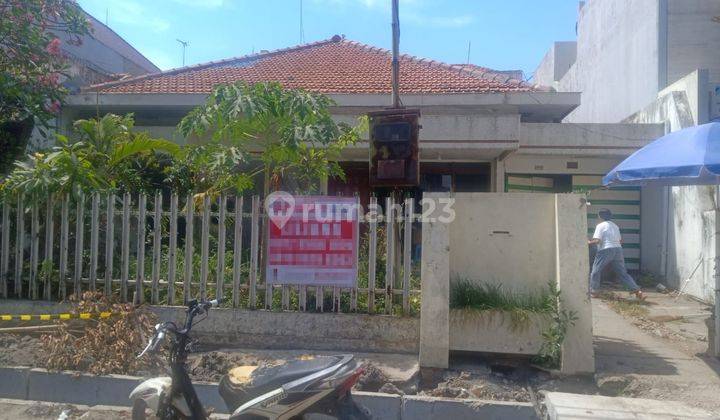 Rumah Bagus SHM di Jl. Cempaka, Surabaya 1