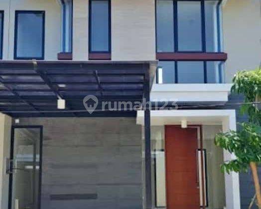 Rumah 2 Lantai Bagus HGB di Northwest Hill, Citraland, Surabaya 1