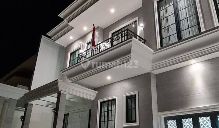 Rumah 2 Lantai Bagus SHM di International Village Citraland Utama, Surabaya 2