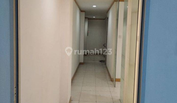 Ruko di Hr. Muhammad Surabaya Barat, Surabaya 385 m Sudah Renovasi SHM 2