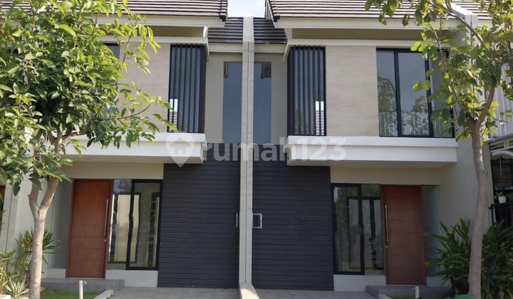 Rumah 2 Lantai Bagus di Northwest Lake Citraland Utara, Surabaya Rumah 2 Lantai Bagus di Northwest Lake Citraland Utara, Surabaya