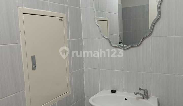 Apartement puncak CBD Furnished Bagus 2