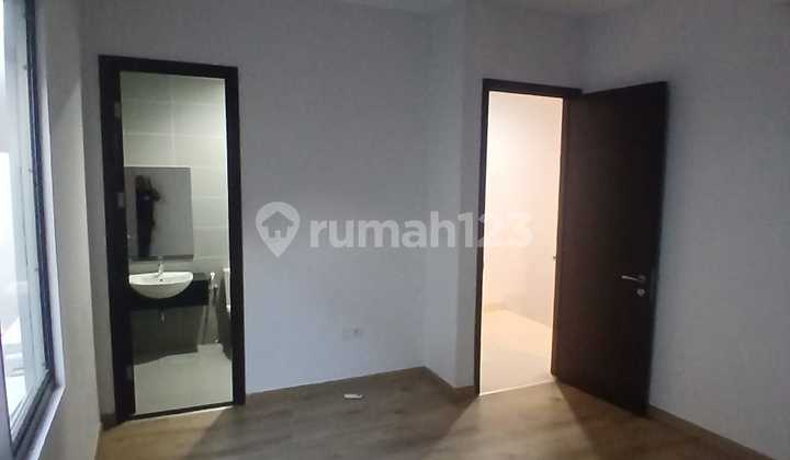 Golf Island Harmony Golf Uk 8x15 Lb 200 2 Lantai 3+1 BR Kosongan