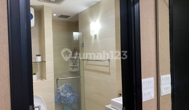 CBD Pluit Apartmen 3 BR Luas 70m Tower Cemara Full Furnished Good 2