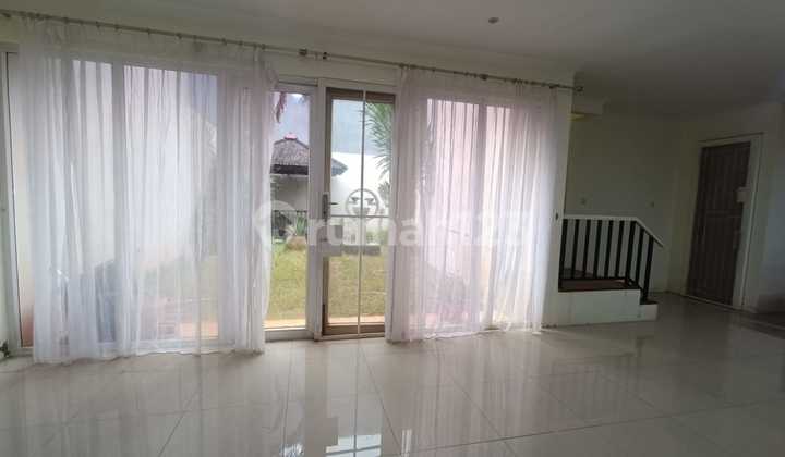 Green Court Lake Ckrg 10x22 Lb170 4 BR 4 KM Semi Fur 2 Lt South