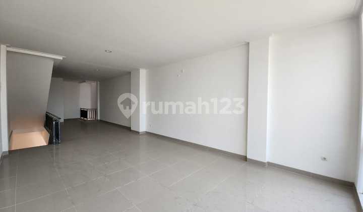 Shibuya Pik 2 Commercial Unit 4.5x16.25 Ready to Use 3 Floors Cheapest