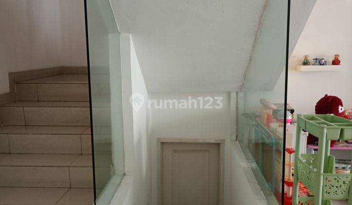 Katamaran Indah Pik Uk 8x26 Full Furnishe 2,5 Lantai 4+1 Br Bagus 2