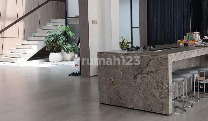 Layar Permai PIK 16x25 Lt 720 Lb1300 SHM South 5+4 BR Fully Furnished Layar Permai PIK 16x25 Lt 720 Lb1300 SHM South 5+4 BR Fully Furnished