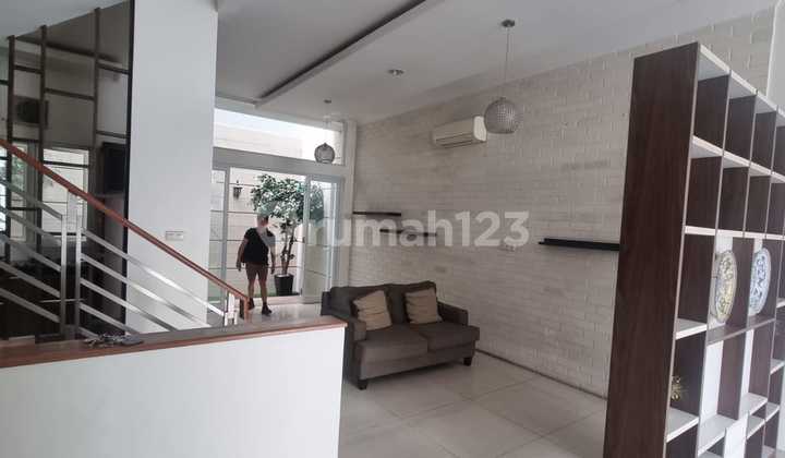 Sunter Jakut Uk 7x20 Lt 140 SHM 4+1 BR 3+1 KM min sewa 2 th Bagus