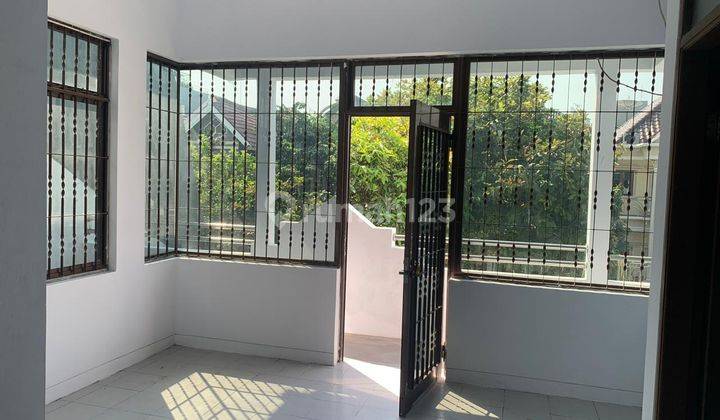 Rumah Camar PIK Uk 8X23m Hadap Utara 2 Lantai 3+1 Kt Unfurn Bagus 1