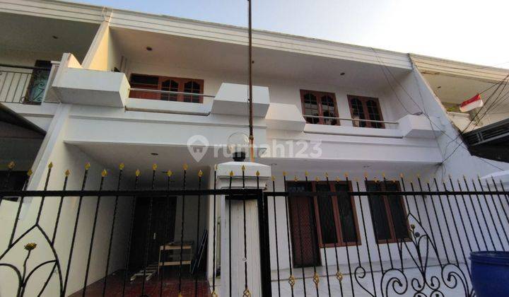 Sewa Rumah Muara Karang 8 Uk10x20 4+1 BR 2 Lantai Siap Huni Bagus 2