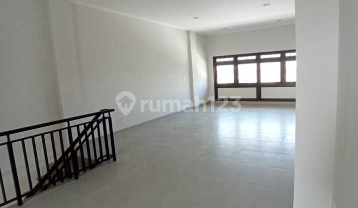 Mega Kuningan PIK 2 Type Shanghai Uk 4,5x18 Lks Patung 3,5 Lt New