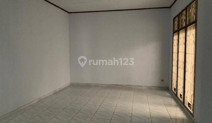 Rumah Camar PIK Uk 8X23m Hadap Utara 2 Lantai 3+1 Kt Unfurn Bagus 2