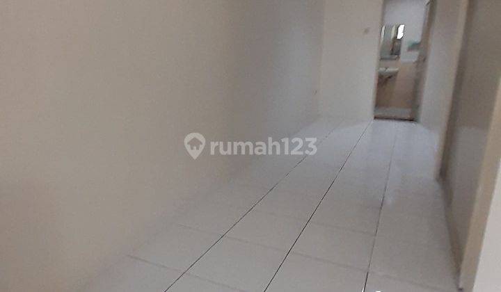 Rumah Camar Permai Pik Uk 7X23m Selatan 3 Kt 2 Km 2 Lantai Bagus 2