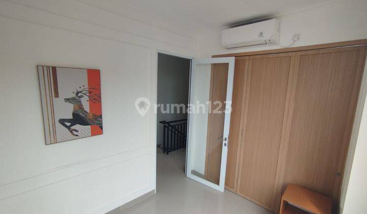 Disewa Ruko La Riviera Pik2 Uk4,5x12m Rlgc 3 Lt Full Furnished Ac 2