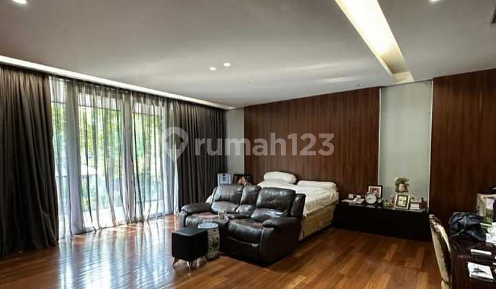 Lotus Palace PIK Land Area 1130 Building Area 1900 Luxury 3 Floors Fully Furnished Elevator Plus Pool 8 Bedrooms Plus 3 Rooms Lotus Palace PIK Land Area 1130 Building Area 1900 Luxury 3 Floors Fully Furnished Elevator Plus Pool 8 Bedrooms Plus 3 Rooms