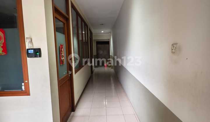 Ruko Daan Mogot Uk 8,4 X27 Rapi Siap Pakai 3 Lantai SHM PLN 11000