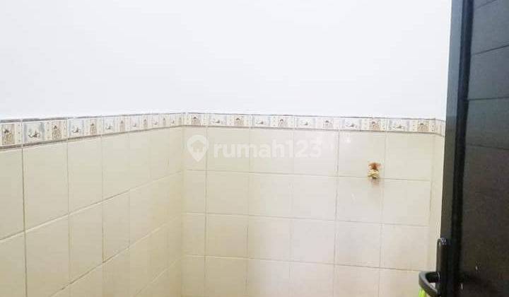 Ruko di Cihanjuang 2 lantai SHM pinggir jalan strategis 8