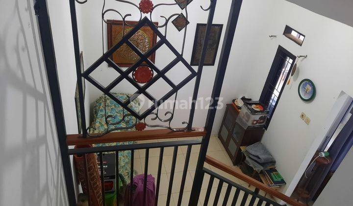 Rumah 2 lantai minimalis di Cimahi tengah SHM Bagus 1