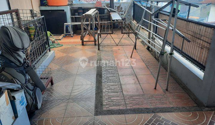 Rumah 2 lantai minimalis di Cimahi tengah SHM Bagus 3