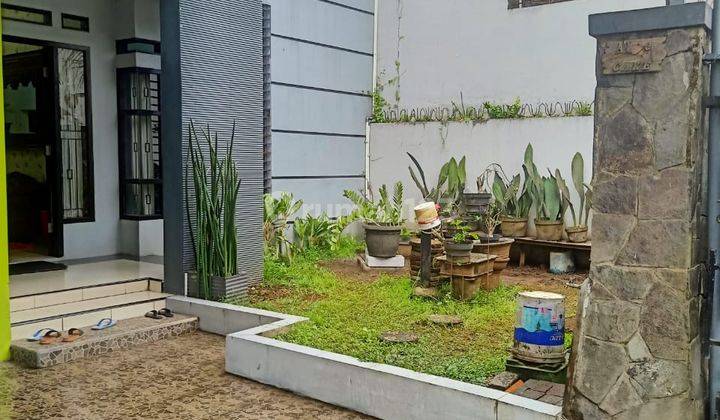 Rumah 2 lantai minimalis di Cimahi tengah SHM Bagus 12