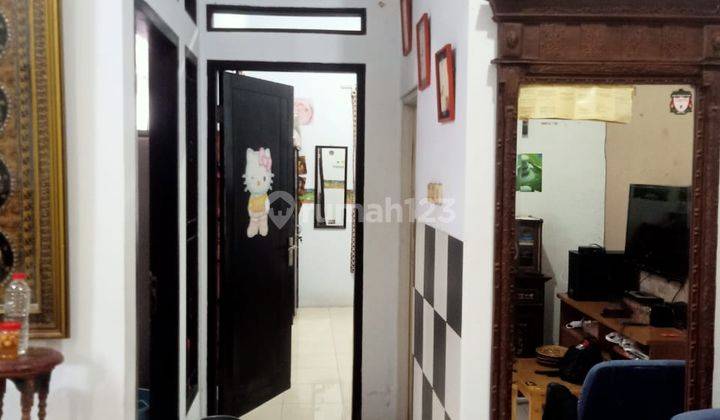 Rumah 2 lantai minimalis di Cimahi tengah SHM Bagus 10