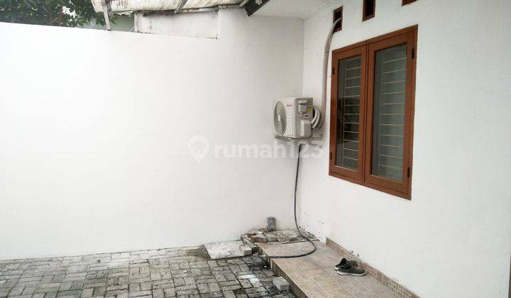 Rumah Dalam Perumahan Siap Huni Lokasi Strategis Area Beji Depok 2