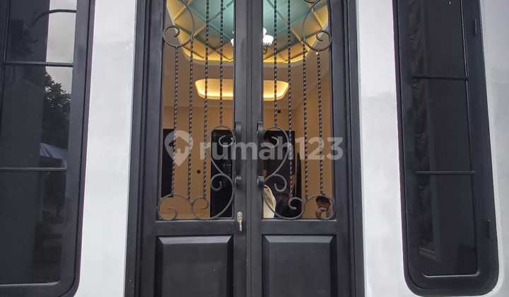 Rumah Modern 2 Lantai Jagakarsa 10 Menit Tol Tb Simatupang 2