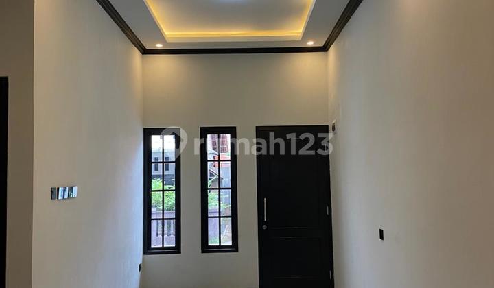 New 2-Story Strategic Residence Only 400M from Brigif Toll Exit