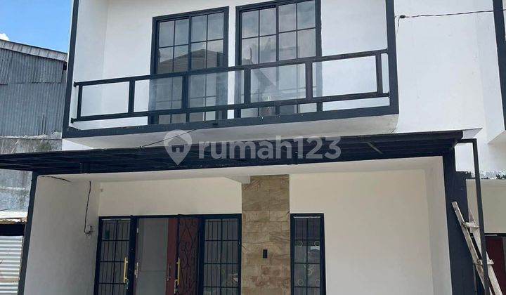 Rumah 2 Lantai Siap Huni Cimanggis - 5 Menit ke Cibubur Junction