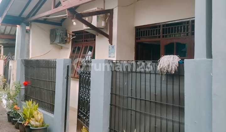 Rumah Hook + Kontrakan, 2 Menit Mall Pesona Square