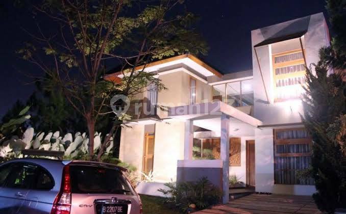 Spacious Premium Area House in BSD City - Below Market Price!