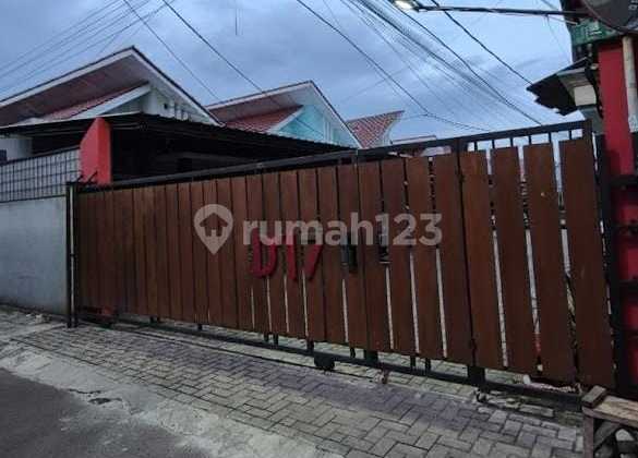 House in a Cluster Area, Cijantung, 4 Minutes to Pasar Rebo Toll Road 2