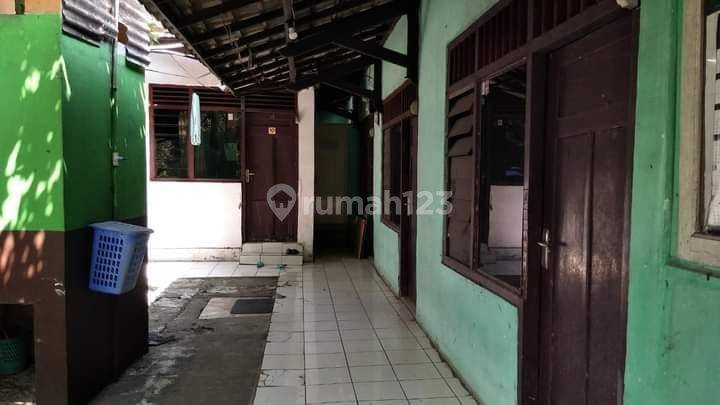 Kost, Lahan Parkir Dan Rumah 10 Menit Dari Stasiun Pondok Cina 2