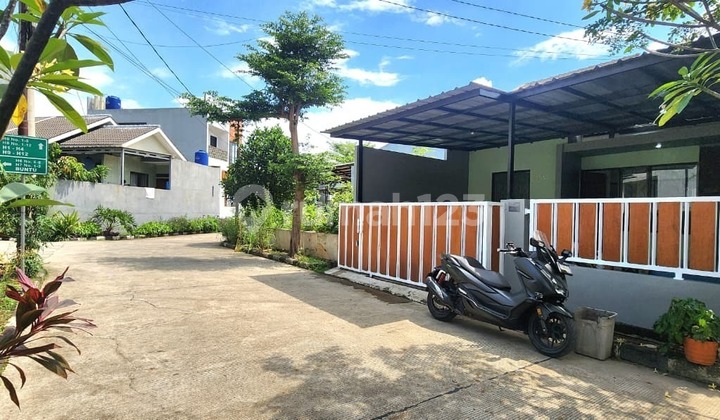 Ready-to-Occupy House KPR 0% Down Payment Only 7 Minutes to Cimanggis Toll Road