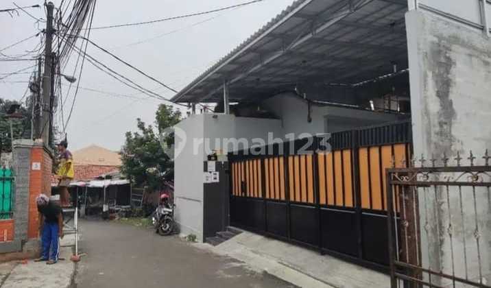 Exclusive Boarding House Fully Furnished - 100% Occupancy 3 minutes to UI Campus 2