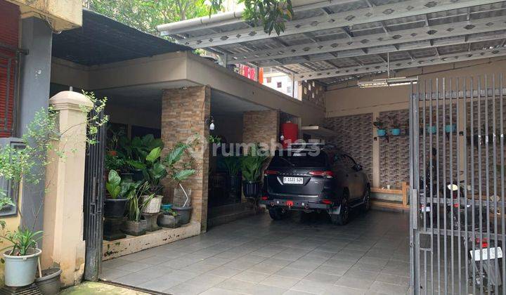 Rumah 2 Lantai Siap Huni Hanya 5 Menit Dari Jalan Raya Bogor 2