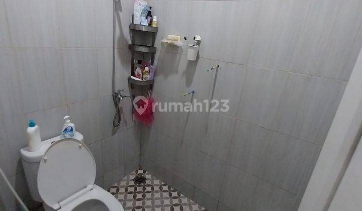 Dijual Rumah 2 Lantai Area Beji Depok 10 Menit Tol Kukusan 2