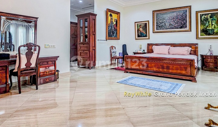 Well-Maintained Classic Comfortable House, Simprug Golf, Ready to Occupy, Fast Sale 2