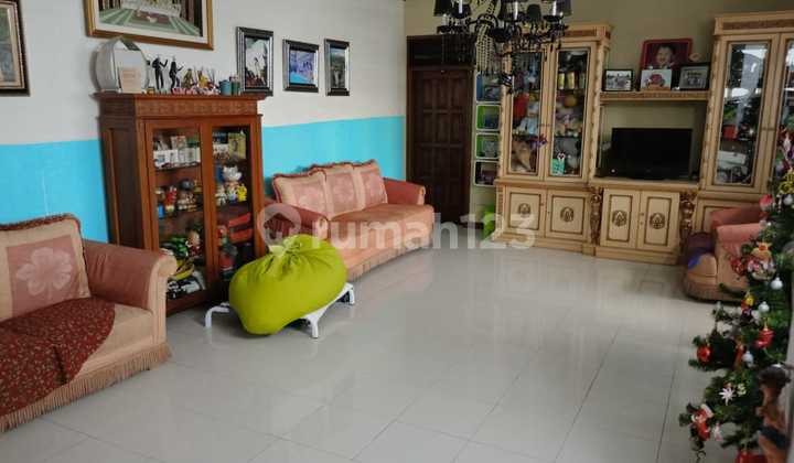 Dijual Rumah Hook Harga Dibawah NJOP Pondok Indah