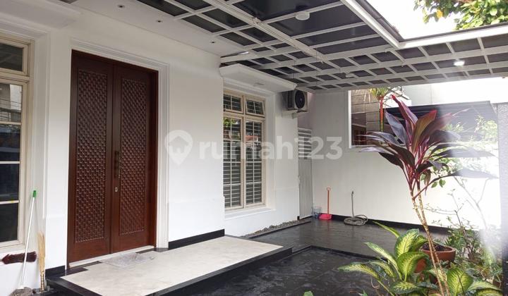 House for Sale in Pondok Indah, Ready to Live In, Quiet and Comfortable Location