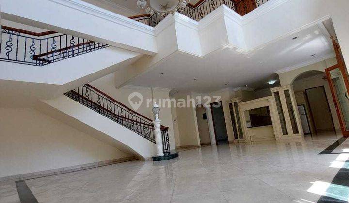 Rumah Mewah Nyaman Siap Huni Pondok Indah Dengan Kolam Renang 2