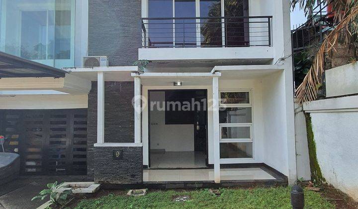 Rumah Cantik Split Level Dengan Kolam Renang di Andara Ujung  1